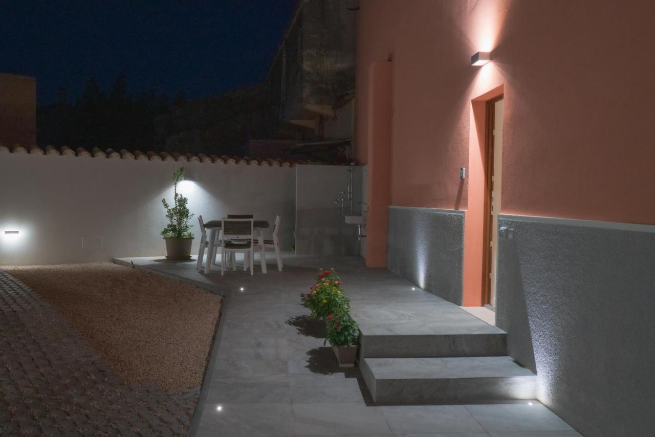 Casa Fadda Hotel Villa San Pietro Екстериор снимка